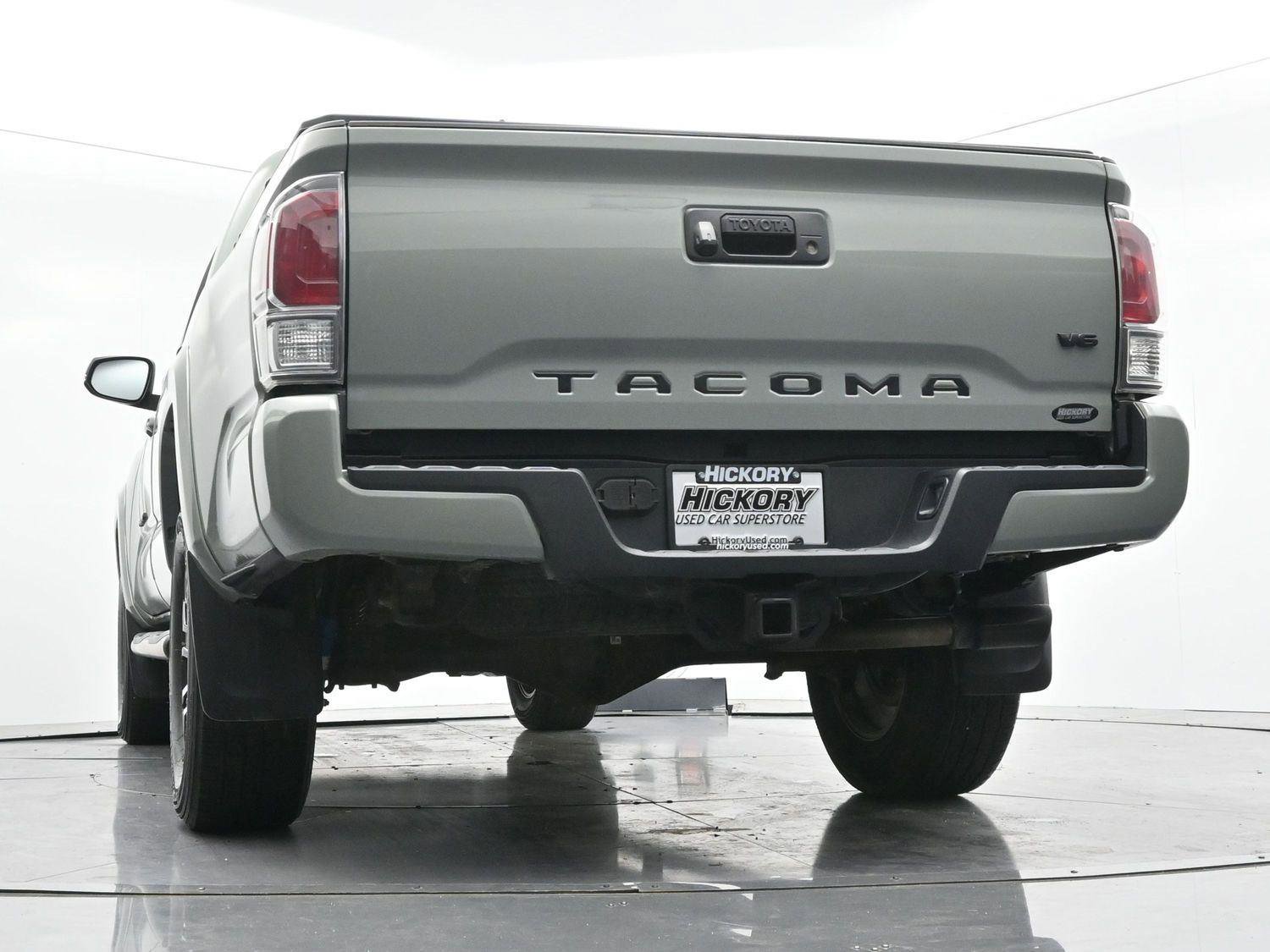 Used 2023 Toyota Tacoma TRD Sport AWD/4WD image 45