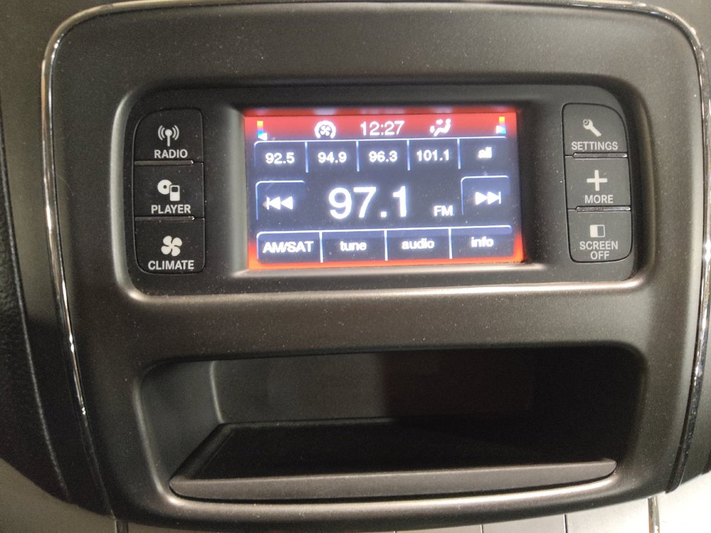 Used 2020 Dodge Journey SE w/ SE Popular Equipment Group FWD image 25