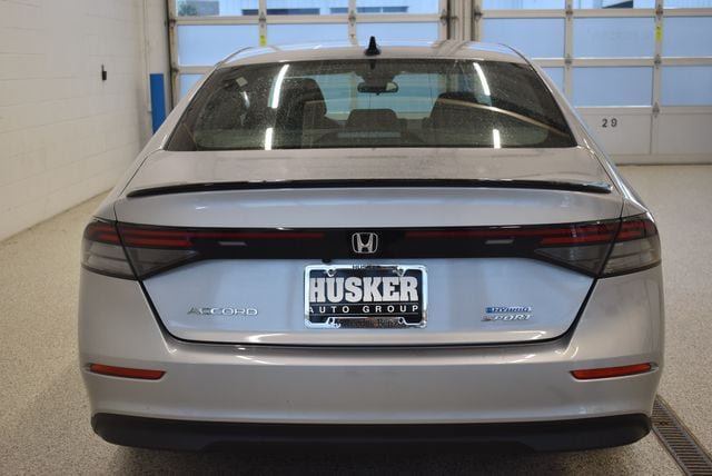 Used 2023 Honda Accord Sport image 11