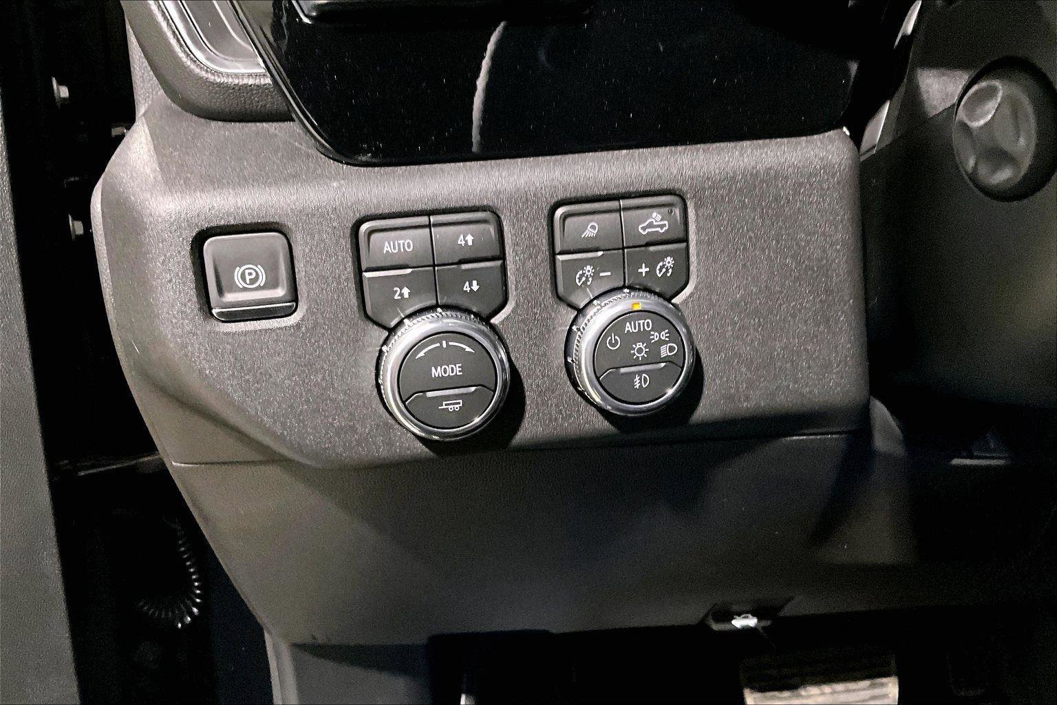 New 2026 GMC Sierra 1500 SLT w/ SLT Premium Plus Package image 19