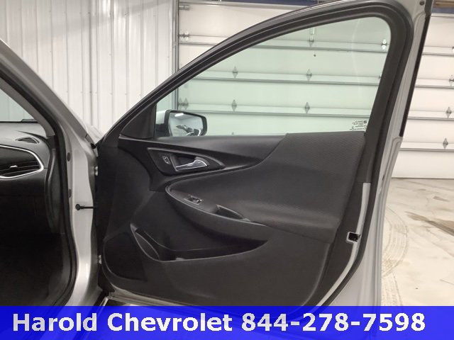 Used 2019 Chevrolet Malibu LT image 10