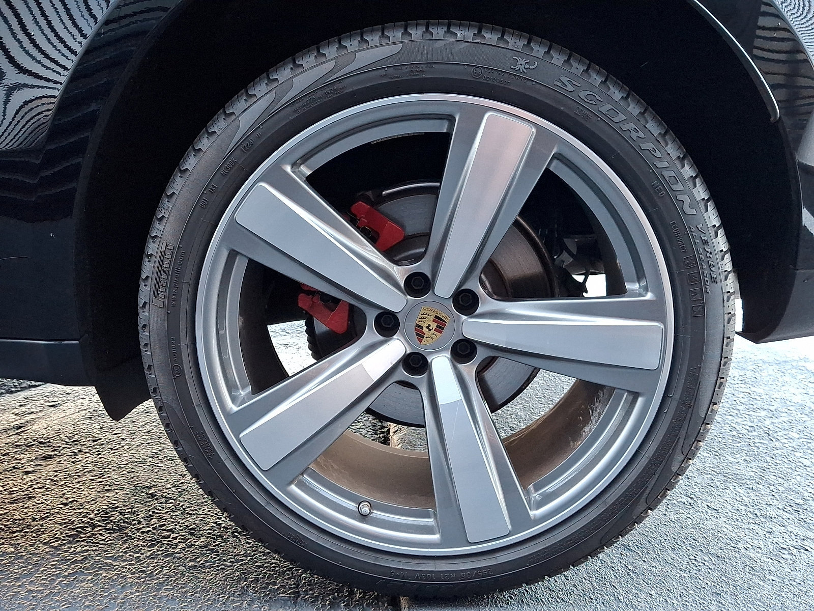 Certified 2024 Porsche Macan S AWD/4WD image 14