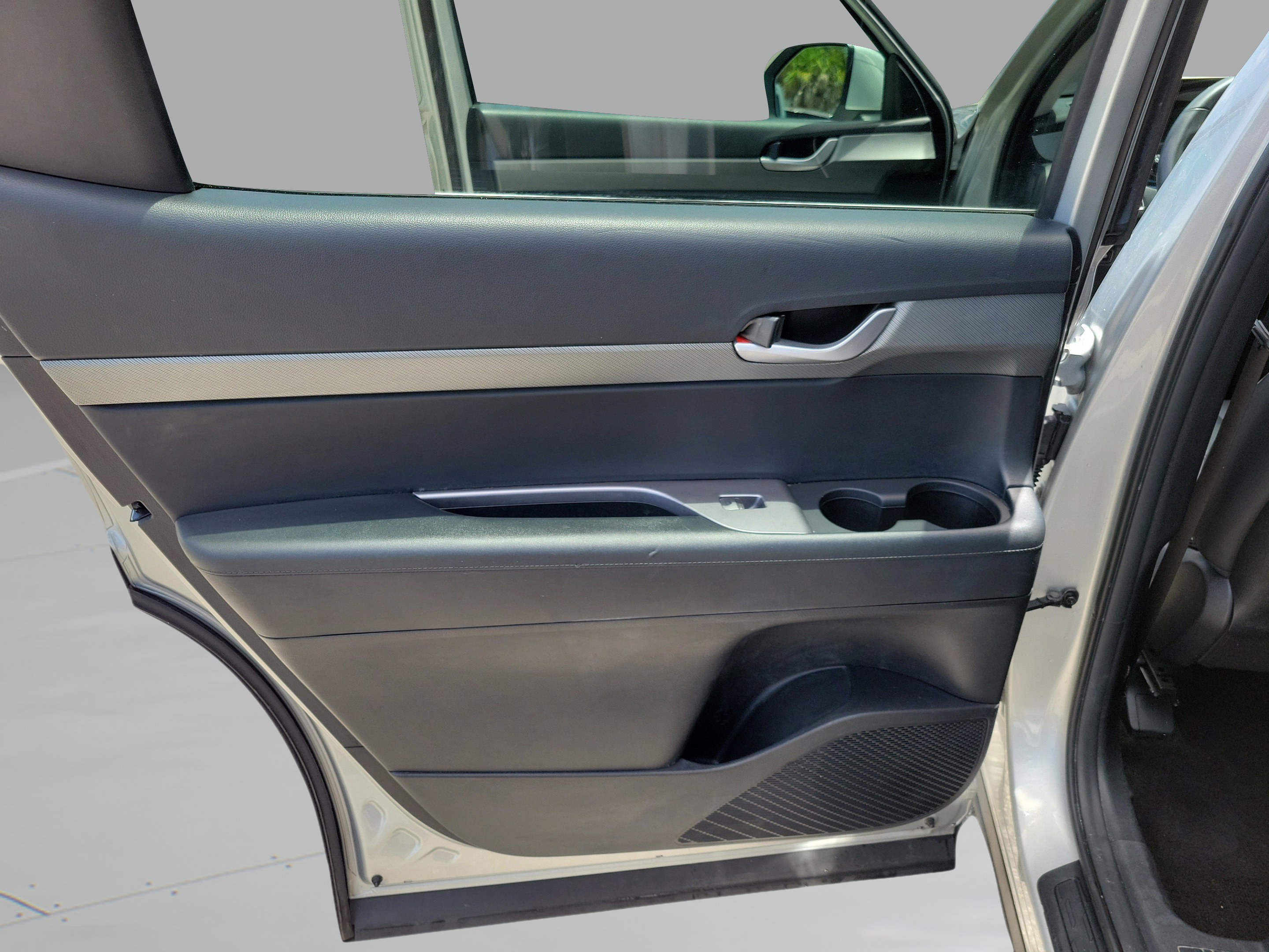 Used 2024 Hyundai Palisade SEL FWD image 11