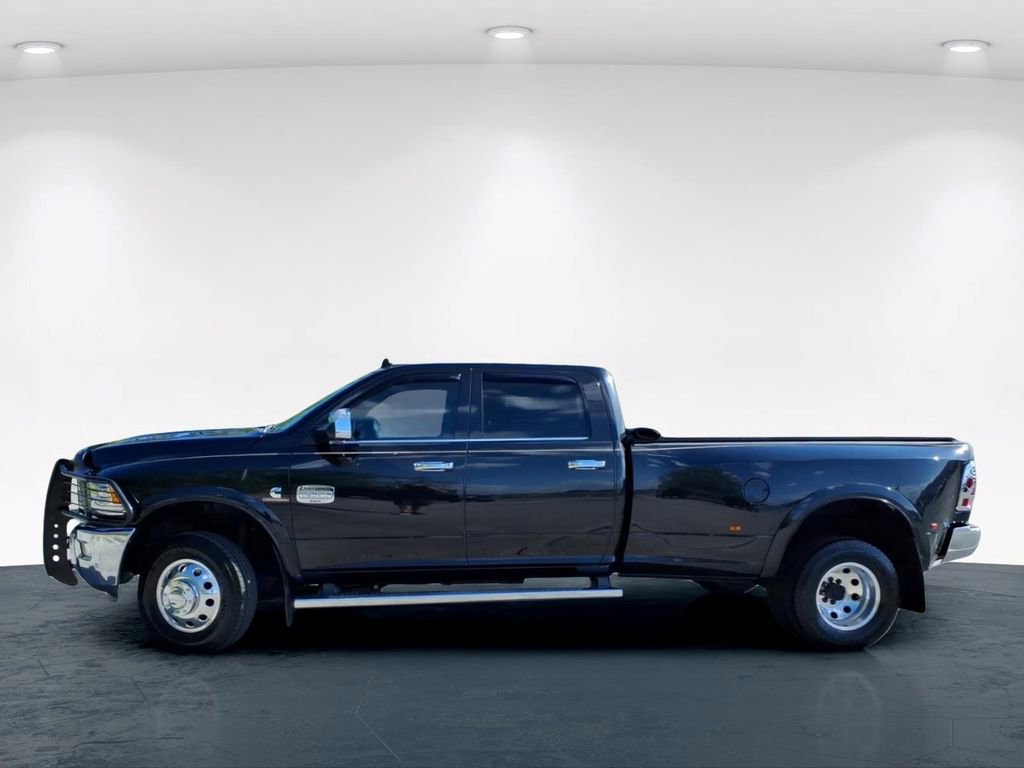 Used 2018 RAM 3500 Laramie Longhorn w/ Longhorn Southfork Package image 11