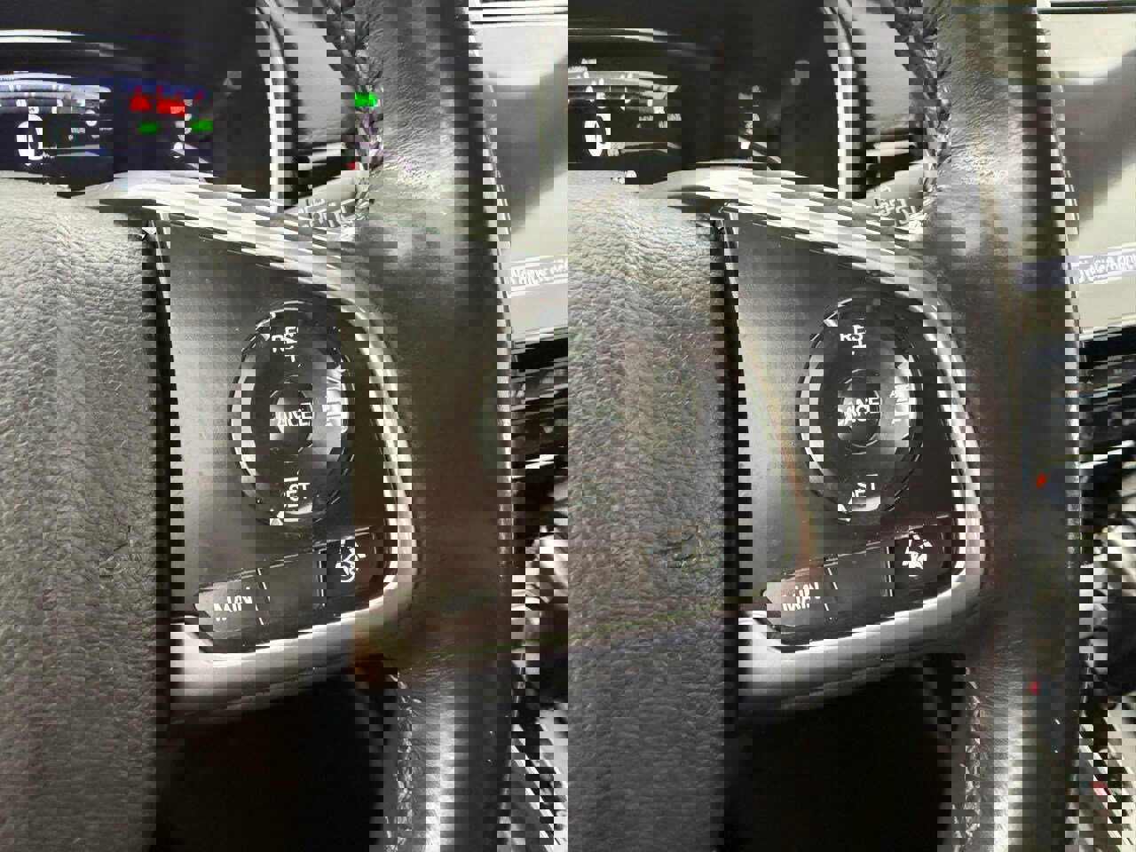 Used 2019 Honda CR-V Touring image 14