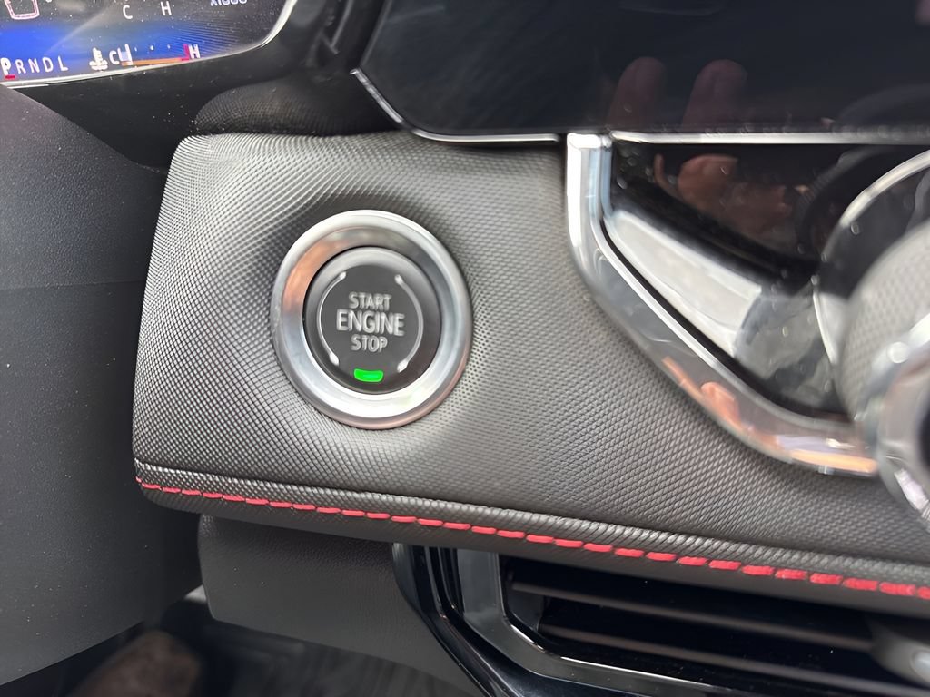 Used 2025 Chevrolet Colorado Z71 AWD/4WD image 24