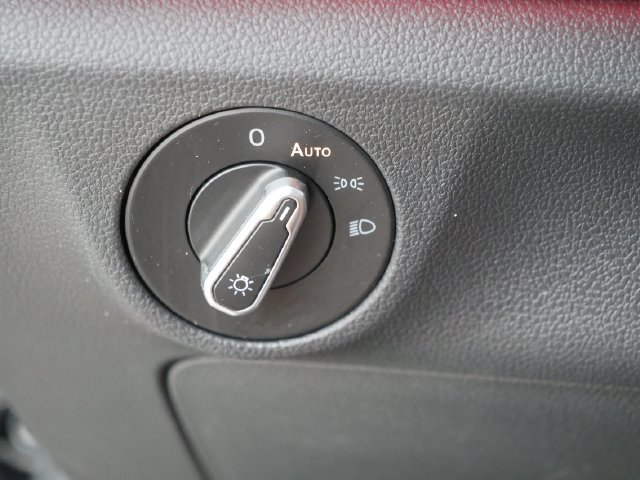 Certified 2025 Volkswagen Jetta GLI Autobahn FWD image 24