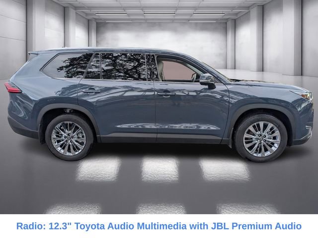 Used 2025 Toyota Grand Highlander AWD image 5