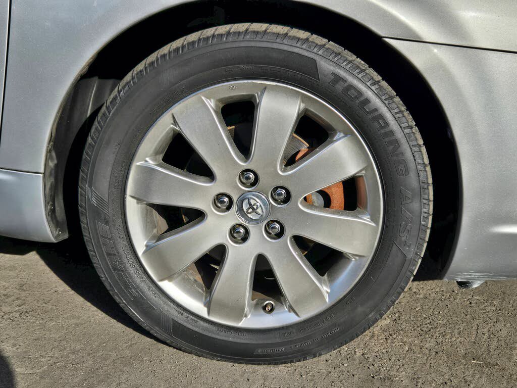 Used 2006 Toyota Avalon XLS FWD image 5