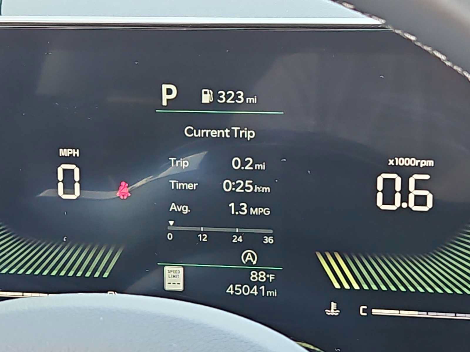 Certified 2025 Kia Sorento S FWD image 34