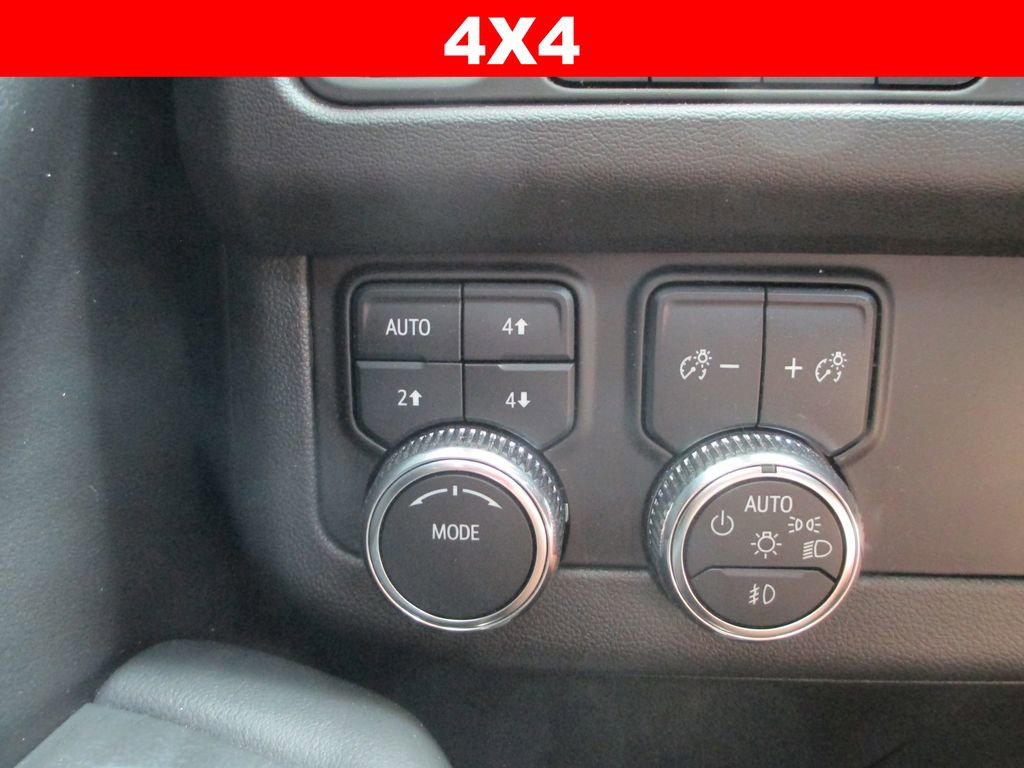 Used 2023 GMC Yukon AT4 w/ LPO, Floor Liner Package AWD/4WD image 30