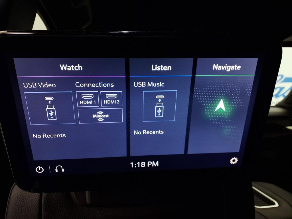 Used 2021 GMC Yukon Denali w/ Denali Premium Package image 12