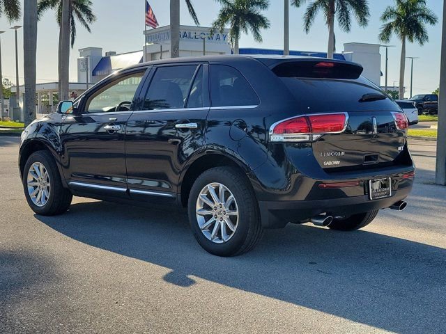 Used 2013 Lincoln MKX FWD image 7