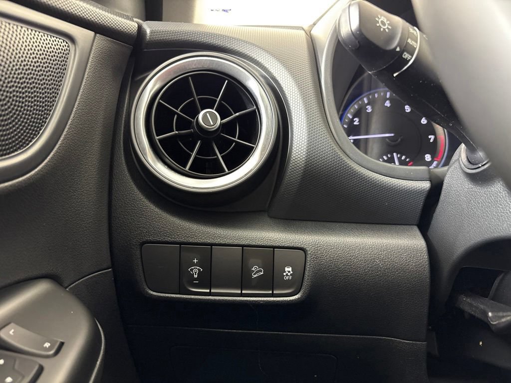 Used 2023 Hyundai Kona SEL w/ Convenience Package FWD image 37