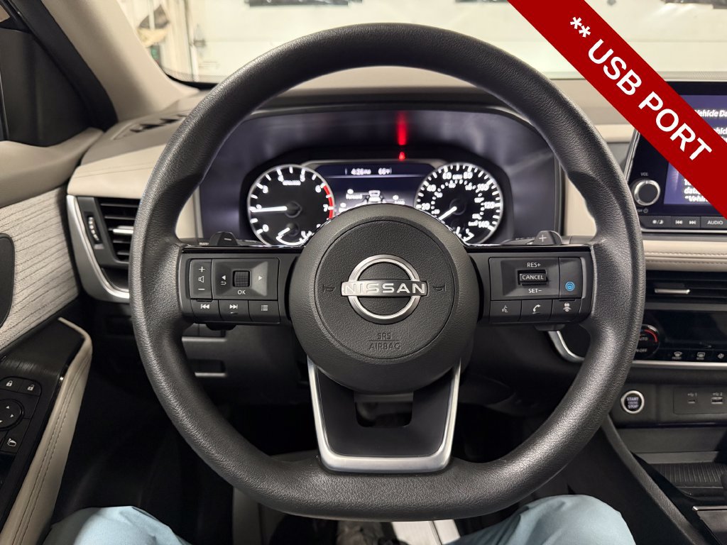 Used 2023 Nissan Rogue SV AWD/4WD image 17