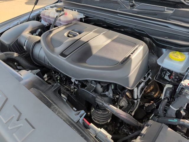 Used 2025 RAM 1500 Laramie image 30