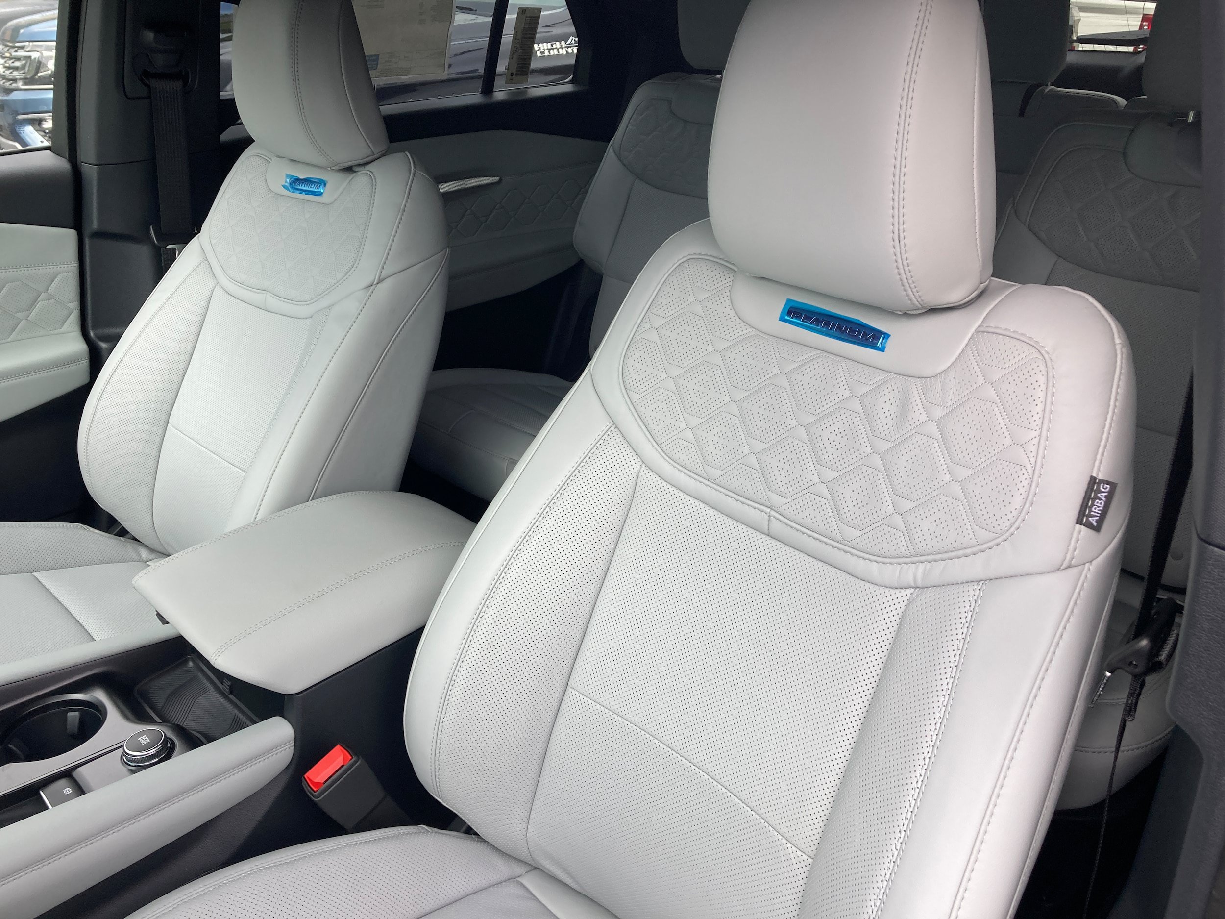 New 2027 Ford Explorer Platinum w/ LUX Leather Package AWD/4WD image 7