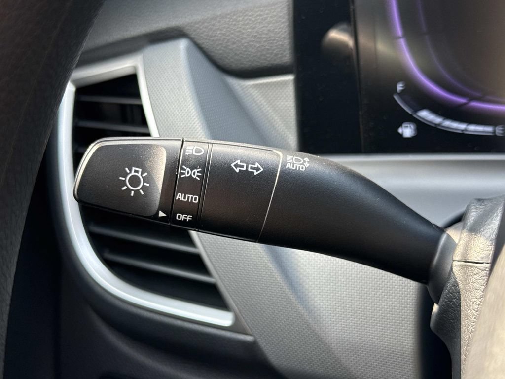Used 2026 Kia Seltos LX FWD image 11