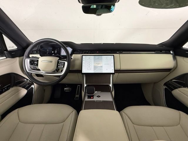 Certified 2026 Land Rover Range Rover SE AWD/4WD image 15