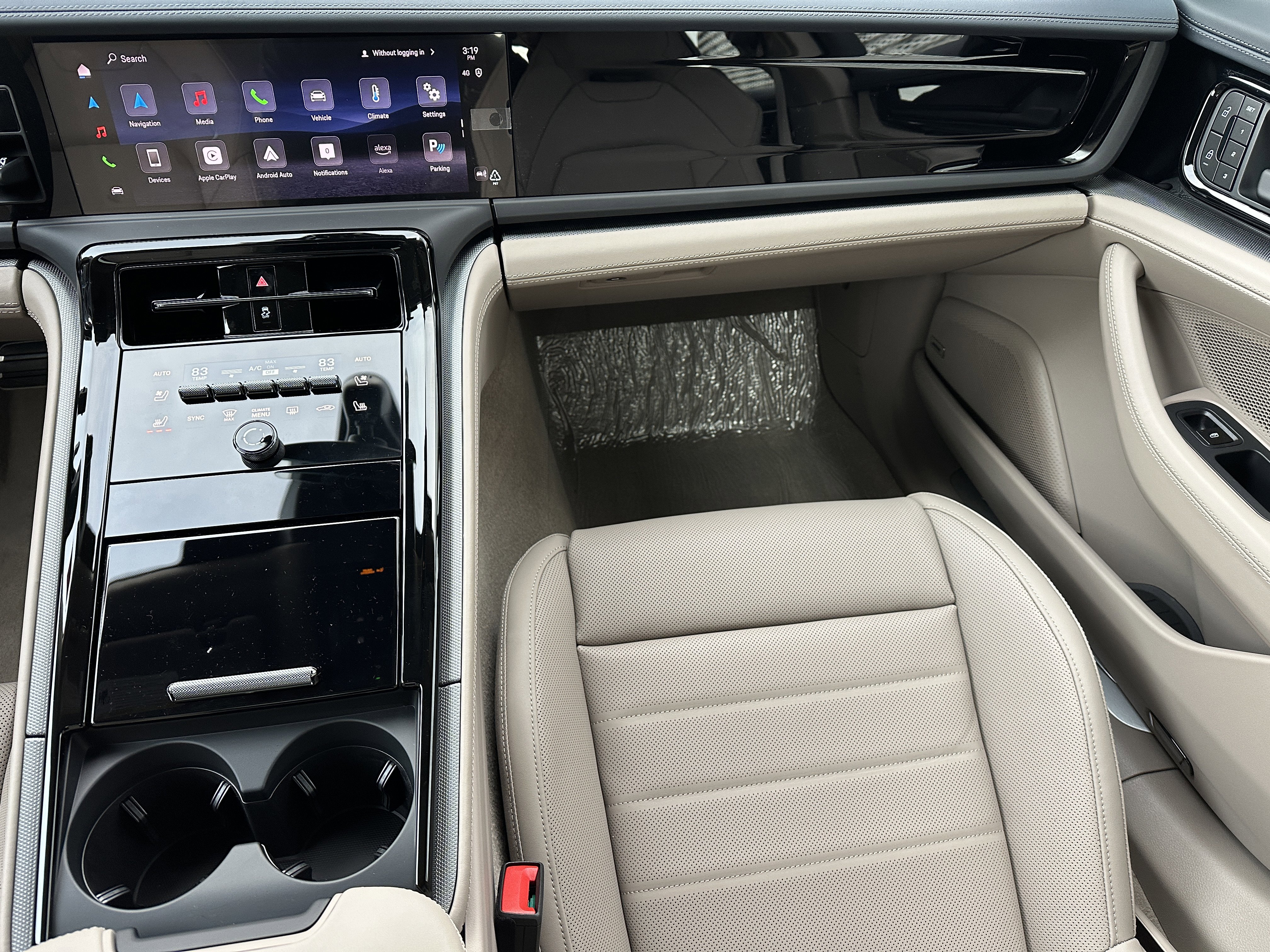 New 2026 Porsche Panamera 4 image 21