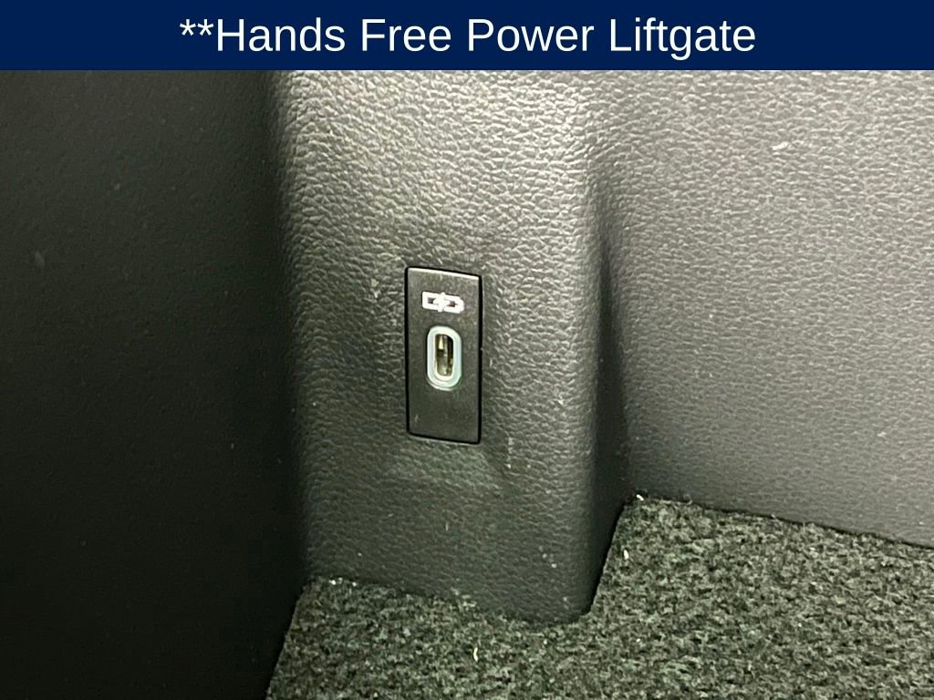 Used 2023 Volkswagen Atlas SE w/ Panoramic Sunroof Package image 15