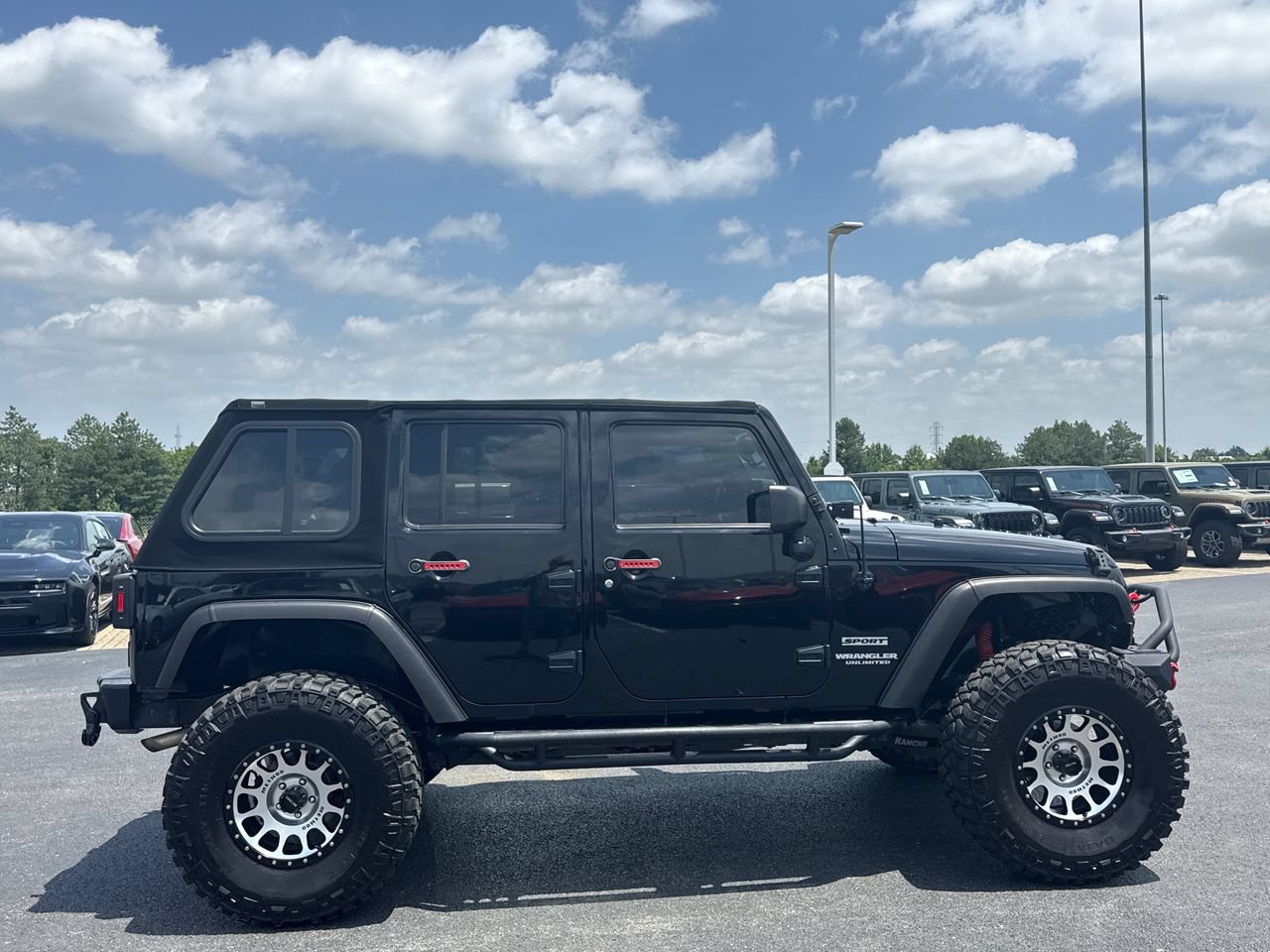 Used 2013 Jeep Wrangler Unlimited Sport AWD/4WD image 2