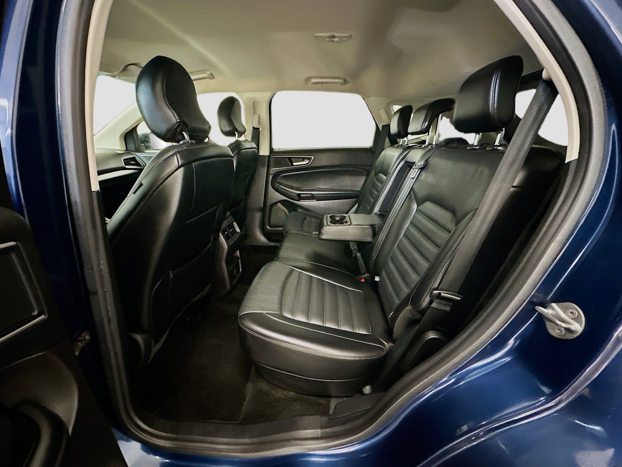 Used 2017 Ford Edge SEL w/ Equipment Group 201A image 28