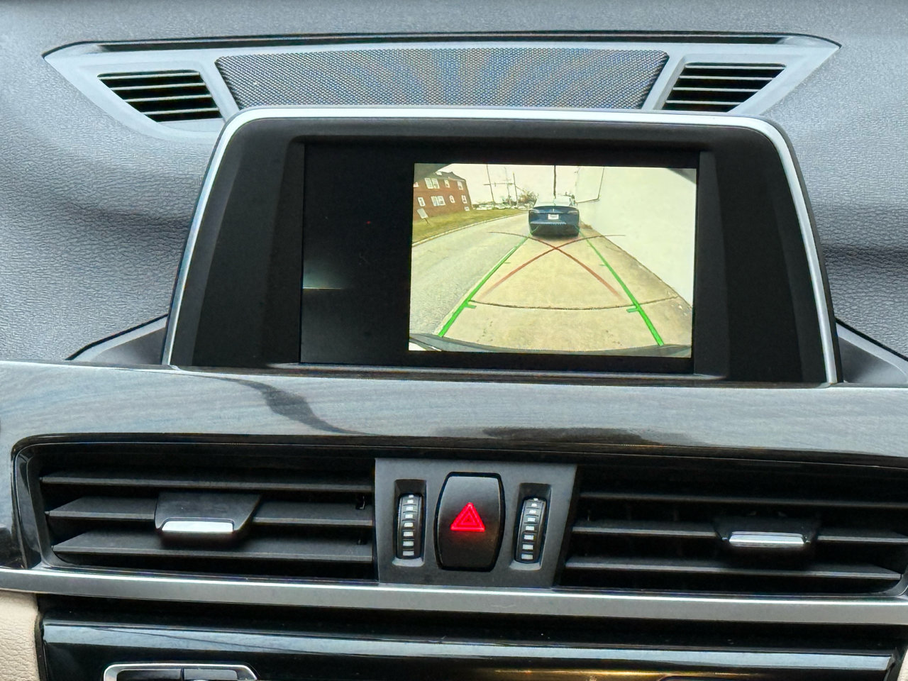 Used 2018 BMW X1 sDrive28i image 6