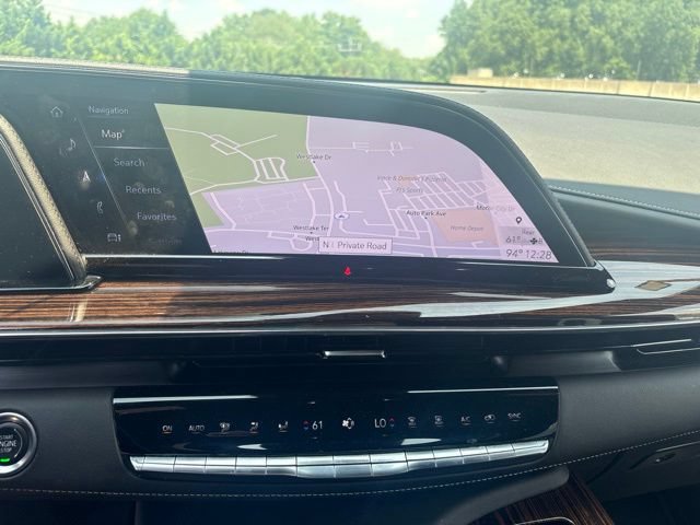 Used 2022 Cadillac Escalade Luxury AWD/4WD image 6