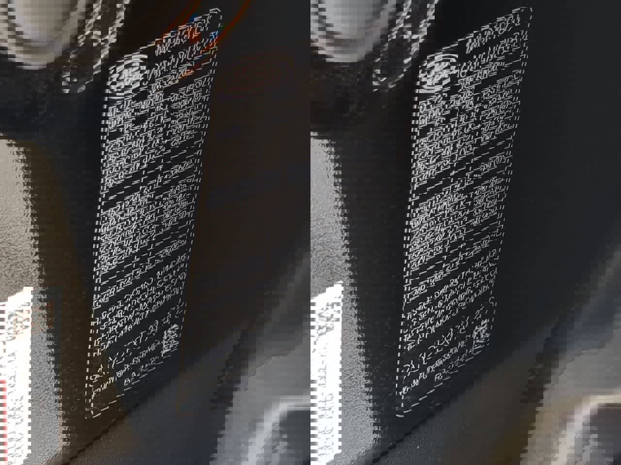 Certified 2026 Land Rover Range Rover Velar Dynamic SE image 38