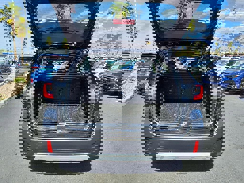 Used 2020 Subaru Outback Limited w/ Popular Package #2 image 15