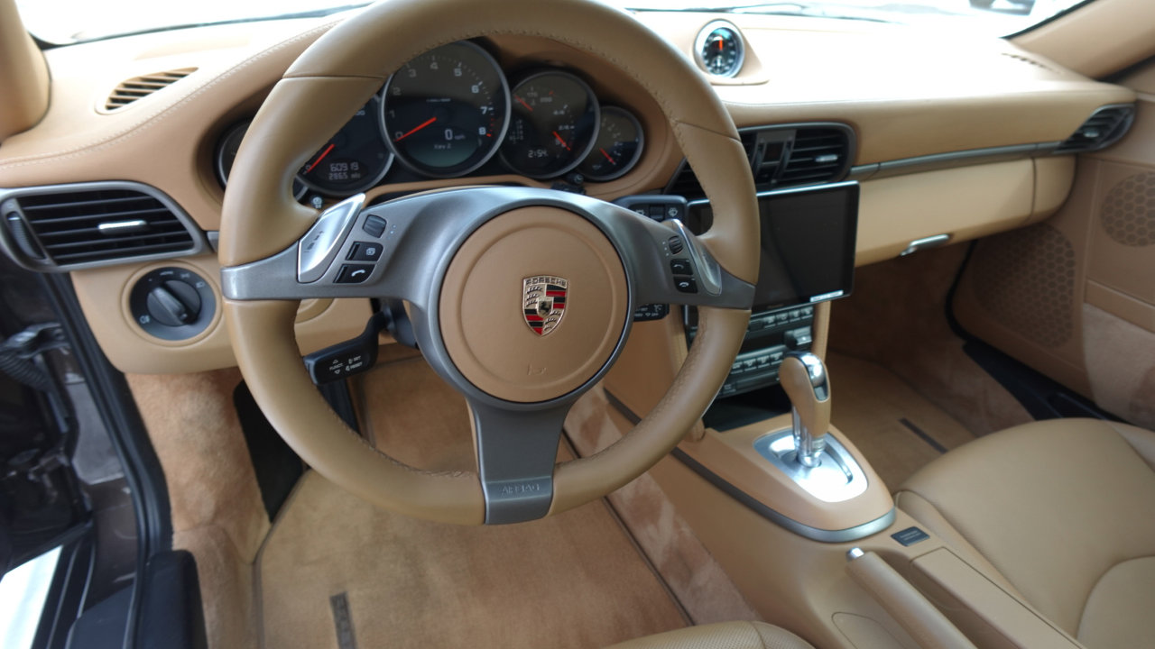 Used 2010 Porsche 911 Carrera image 14