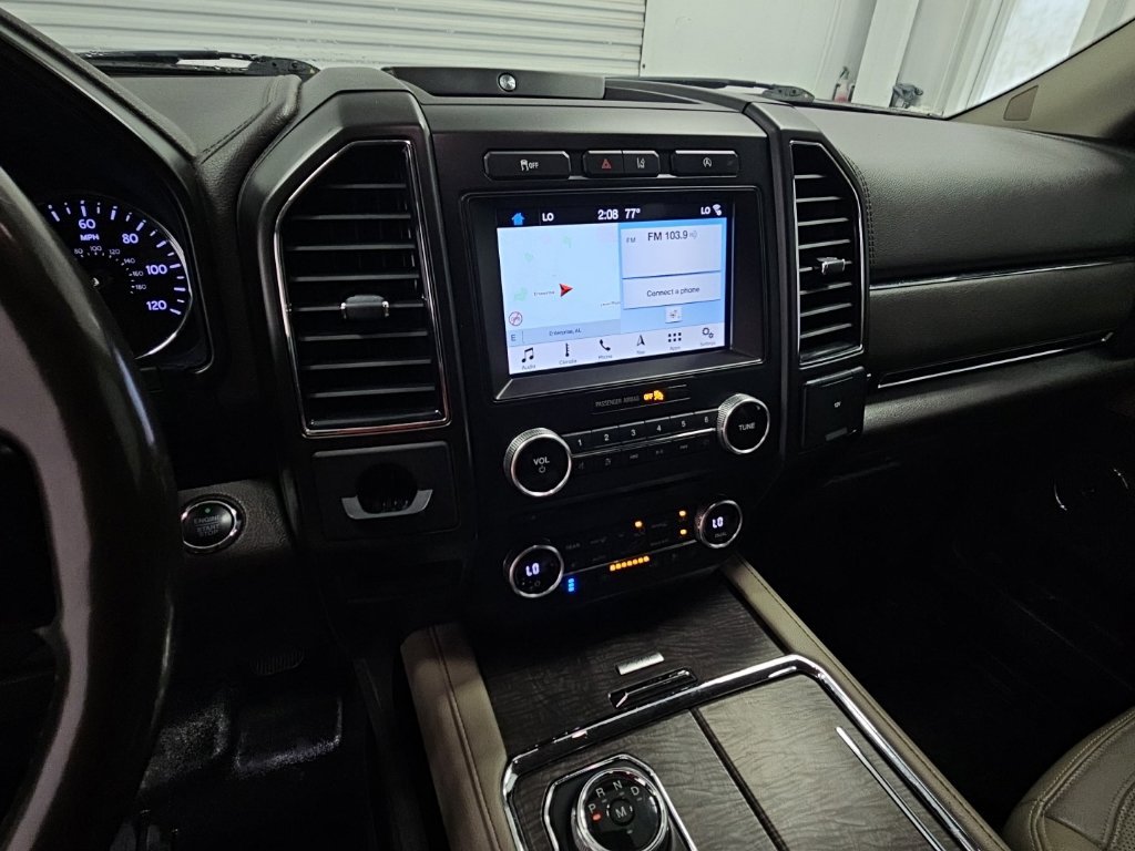 Used 2018 Ford Expedition Limited w/ Equipment Group 301A RWD image 14