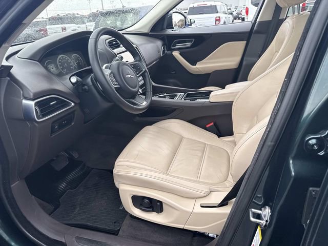 Used 2018 Jaguar F-PACE Prestige image 25