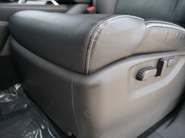 Used 2023 INFINITI QX80 Premium Select w/ Cargo Package AWD/4WD image 12