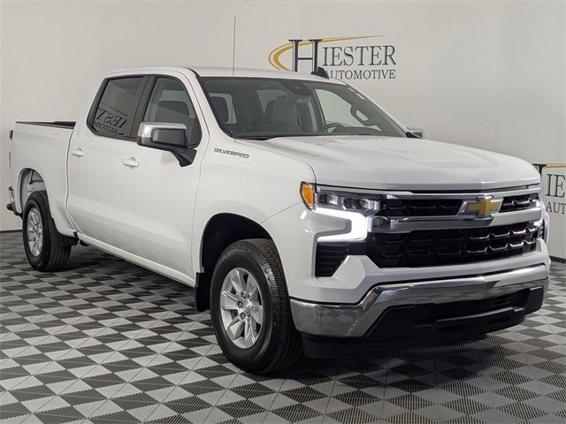 Used 2023 Chevrolet Silverado 1500 LT image 2