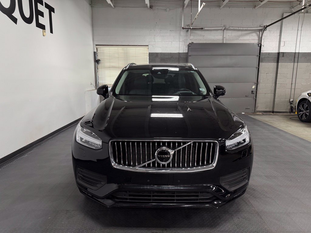 Used 2022 Volvo XC90 T5 Momentum AWD/4WD image 3