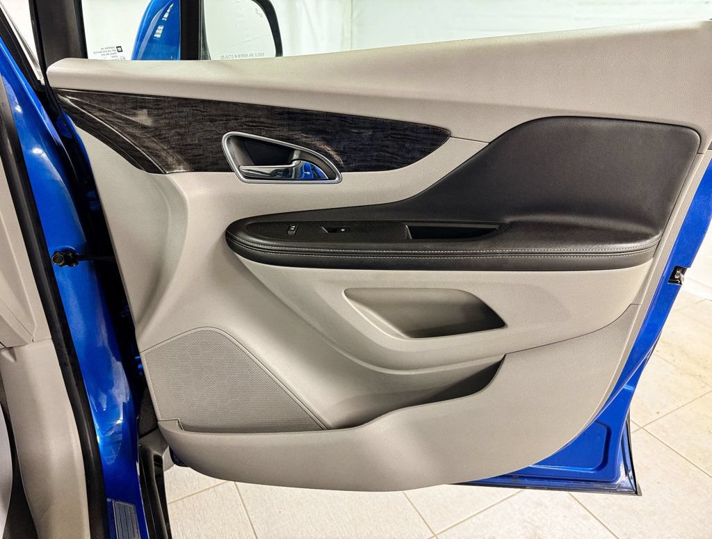 Used 2014 Buick Encore Convenience FWD image 17