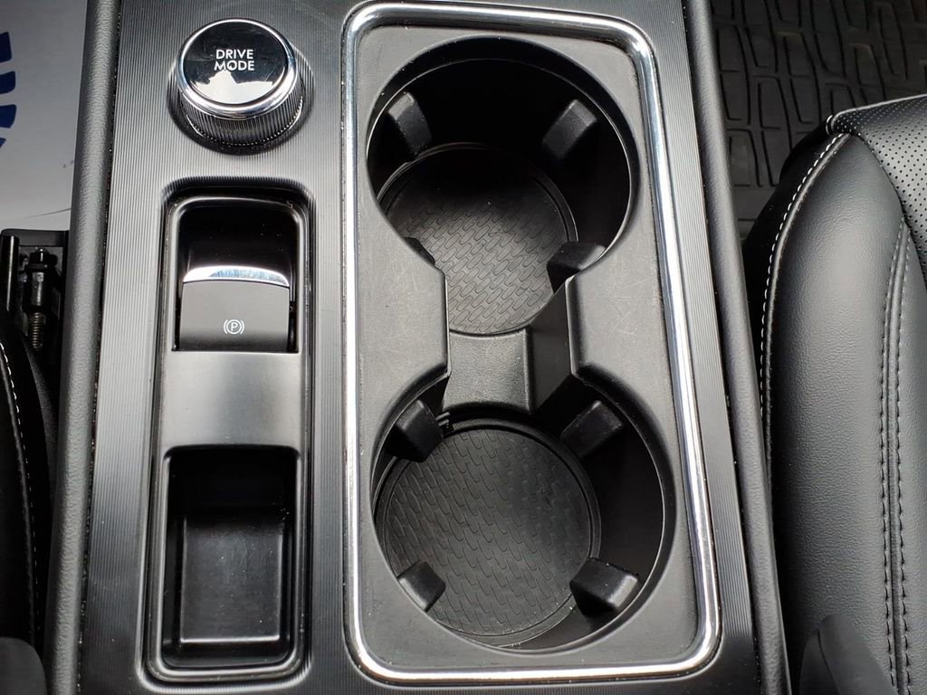 Used 2024 Lincoln Corsair AWD w/ Equipment Group 101A image 25