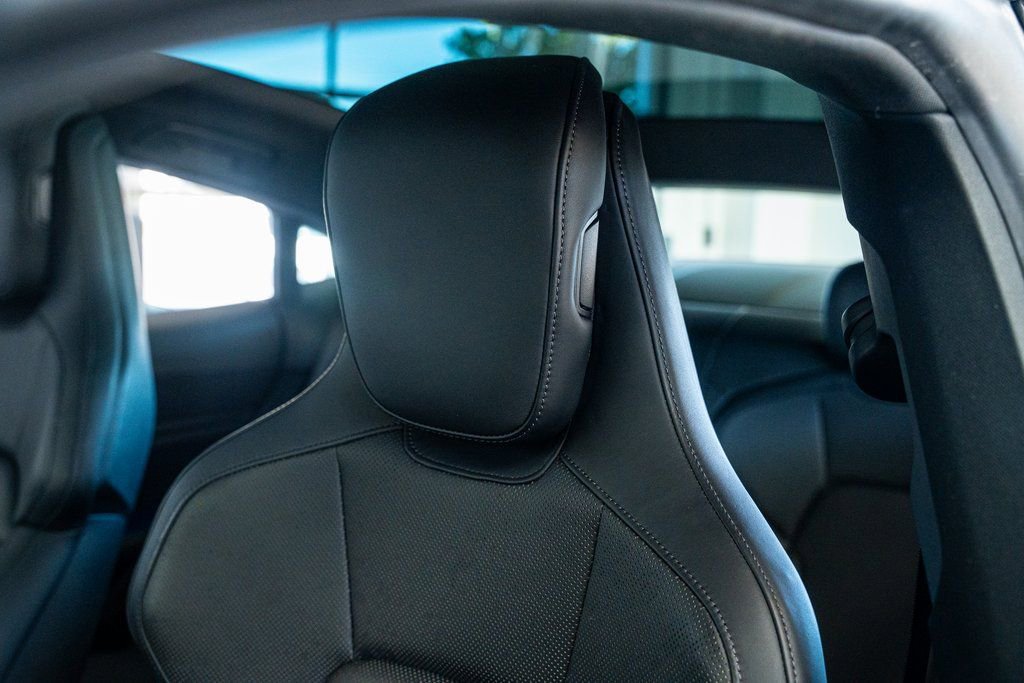 Used 2022 Porsche Taycan 4S image 39