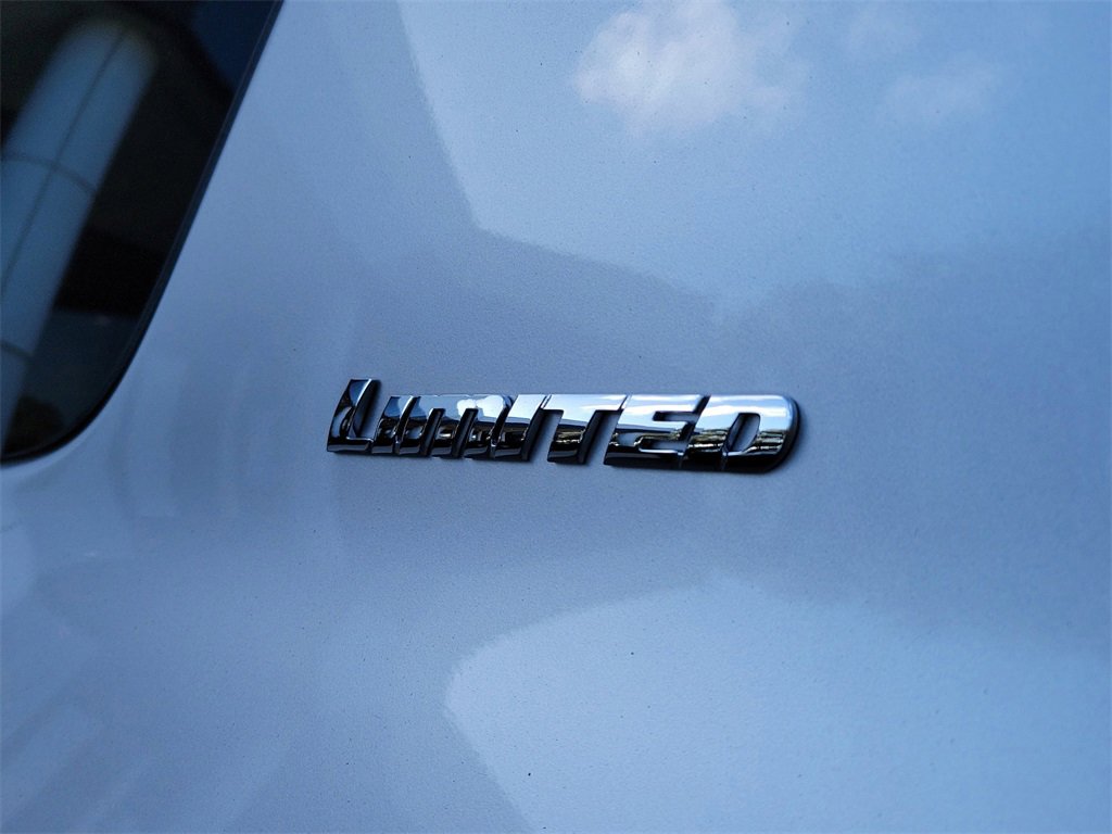 Used 2024 Toyota 4Runner Limited image 9