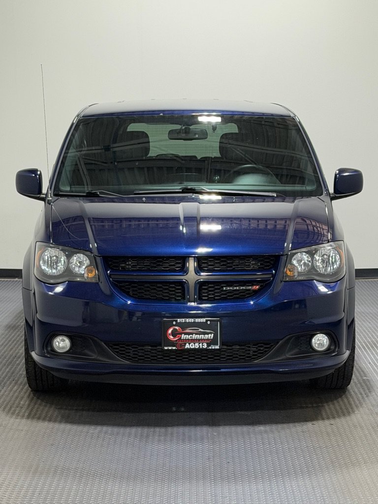 Used 2017 Dodge Grand Caravan GT FWD image 3