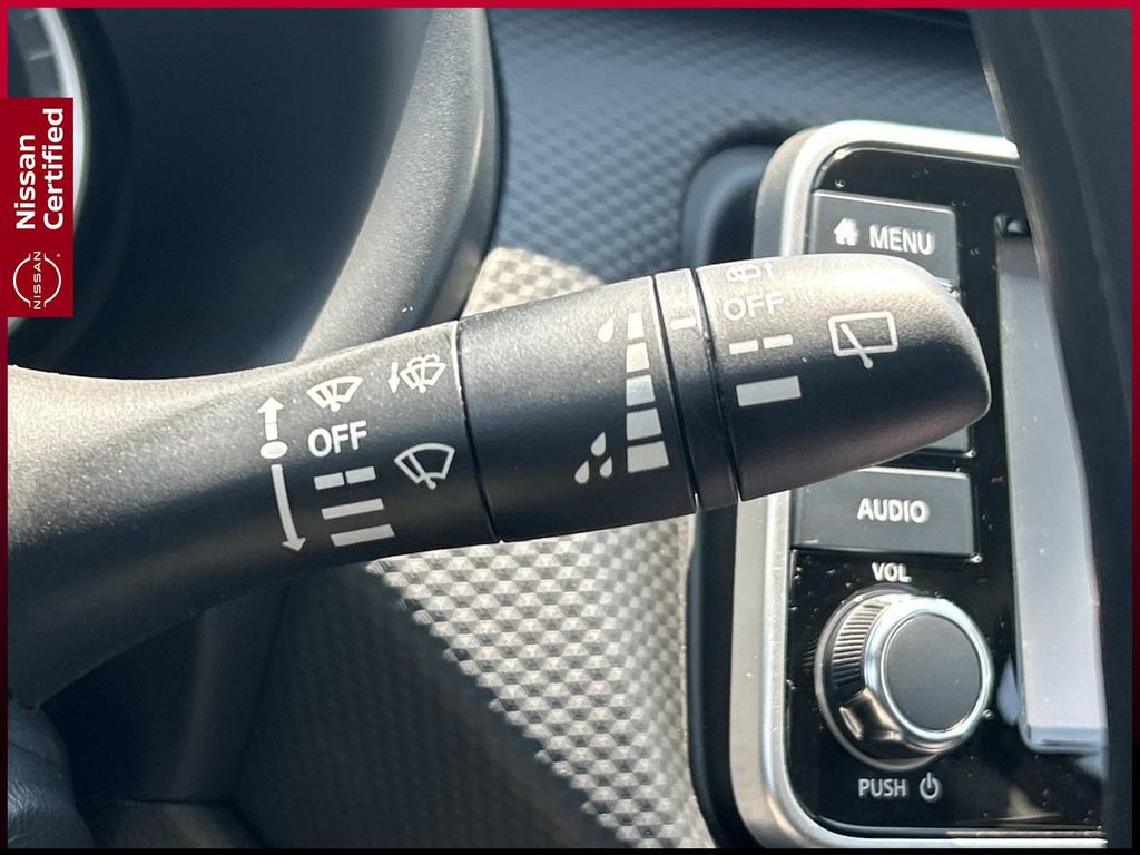 Certified 2025 Nissan Kicks Play S FWD image 29