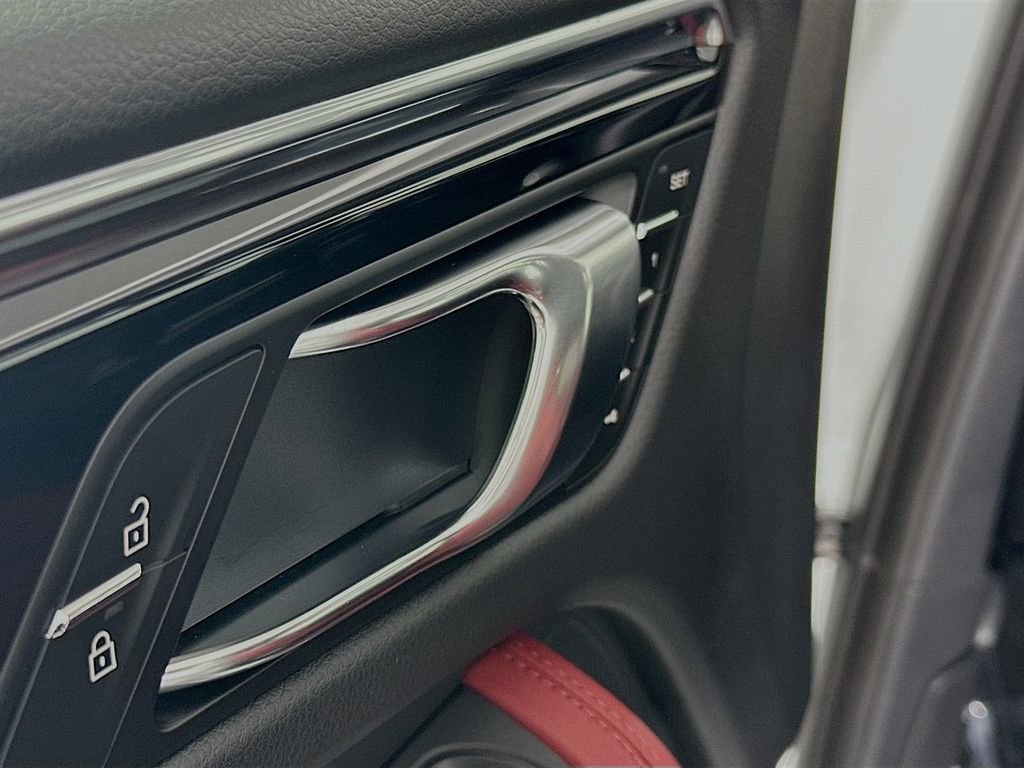 New 2026 Porsche Macan Turbo image 20