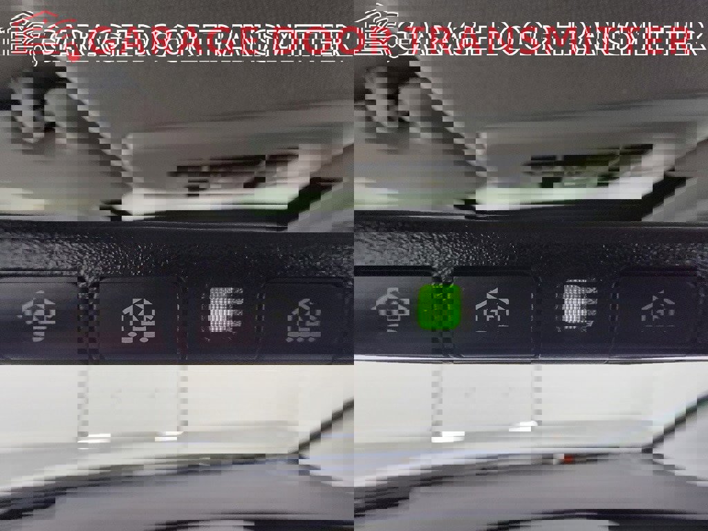 Used 2018 Toyota Prius Four w/ Advanced Technology Package image 30