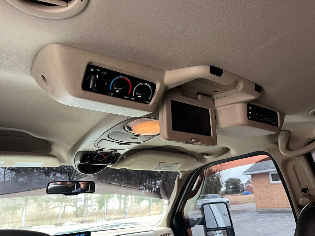 Used 2005 Ford Excursion Eddie Bauer image 28