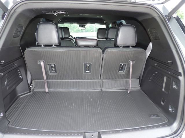 Used 2025 Chevrolet Traverse Z71 AWD/4WD image 25