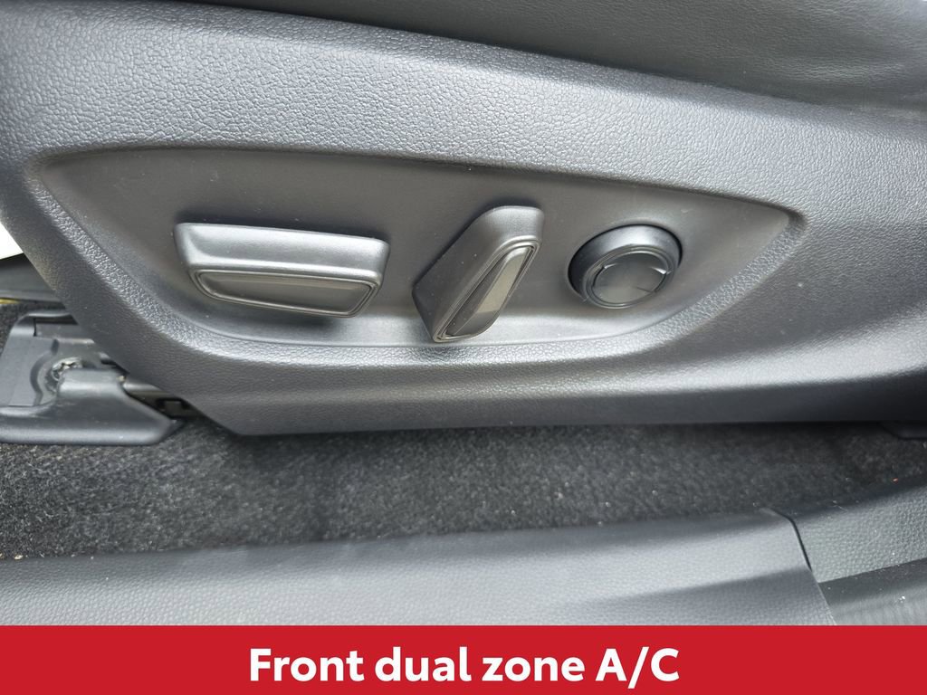 Used 2024 Toyota Crown Limited AWD/4WD image 20