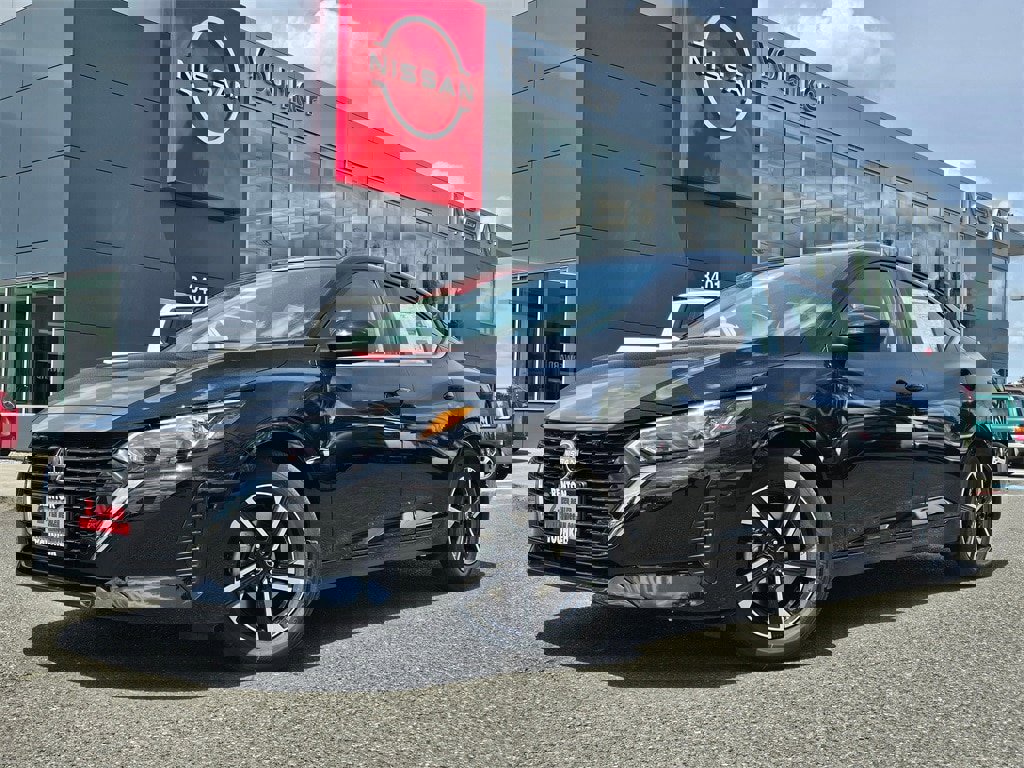 New 2025 Nissan Sentra SV w/ Trunk Package