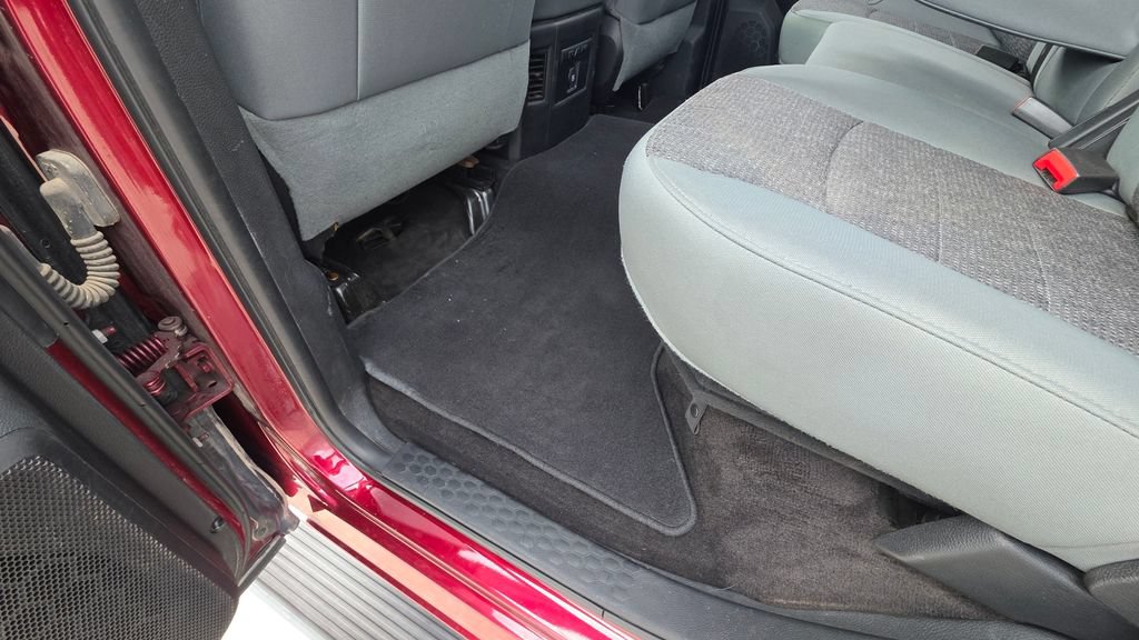 Used 2017 RAM 1500 Big Horn AWD/4WD image 18